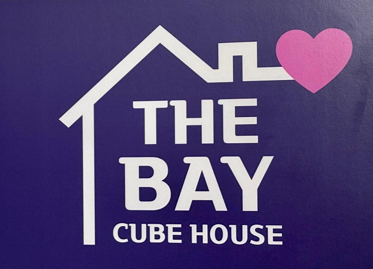 The Bay Cube House Female Only Otel Guri Dış mekan fotoğraf