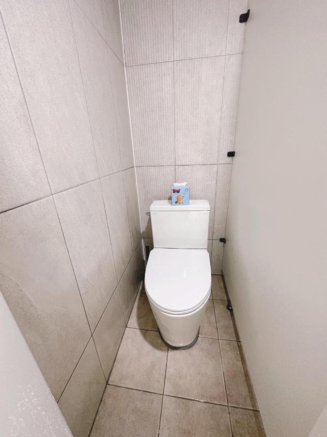 The Bay Cube House Female Only Otel Guri Dış mekan fotoğraf