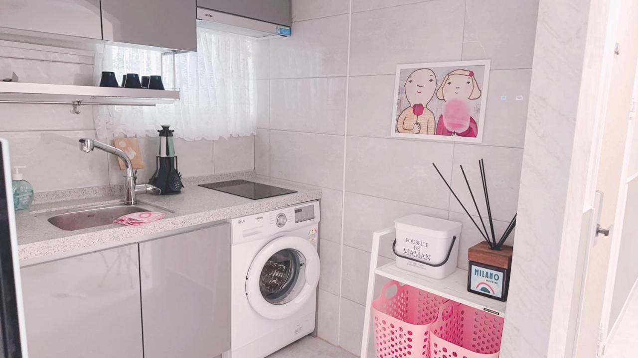 The Bay Cube House Female Only Otel Guri Dış mekan fotoğraf